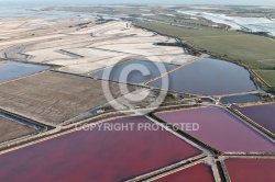 vue aérienne des Salines d Aigues-Mortes , Camargue