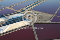 vue aérienne des Salines d Aigues-Mortes vue aérienne des Salines d Aigues-Mortes