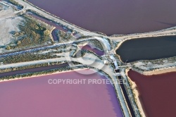 vue aérienne des Salins de Camargue, Gard 30