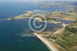 vue aérienne du Golfe du Morbihan , Locamariaquer, st Pierre Lop