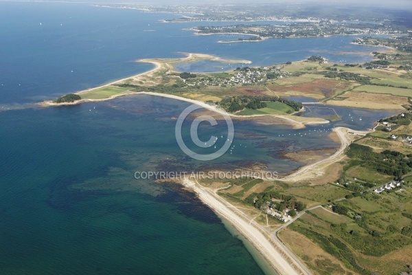 vue aérienne du Golfe du Morbihan , Locamariaquer, st Pierre Lop