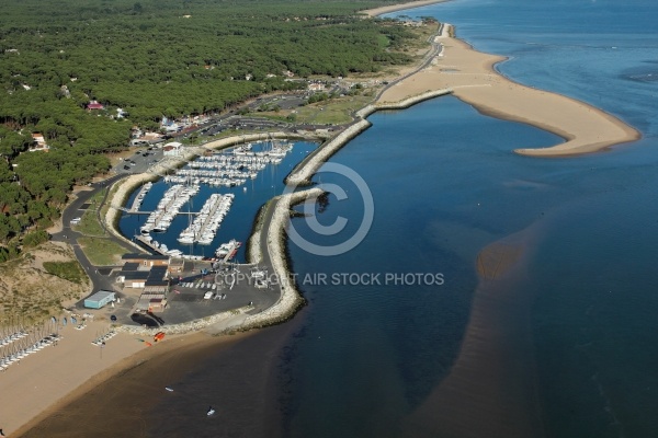 Vue aérienne du port de les Mathes La Palmyre