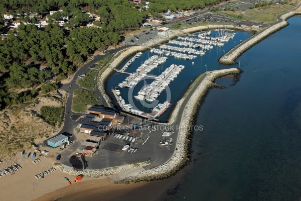 Vue aérienne du port de les Mathes La Palmyre