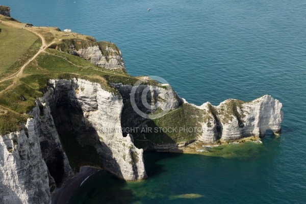 Vue aérienne falaise d Amont  d Etretat