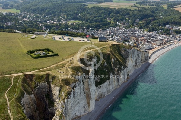 Vue aérienne falaise d Amont  d Etretat