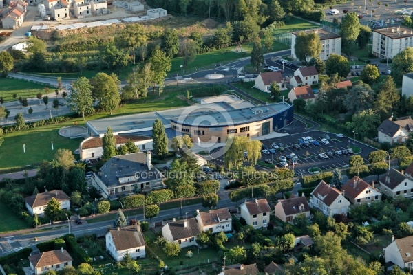 vue aérienne piscine de Dourdan 91