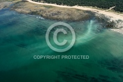 Vue aérienne polllution plage de Vert Bois à Dolus D Oléron