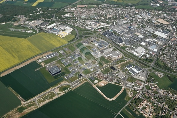 Vue aérienne zone commerciale de DreuxVernouillet, 28 Vue aérienne zone commerciale de DreuxVernouillet, 28