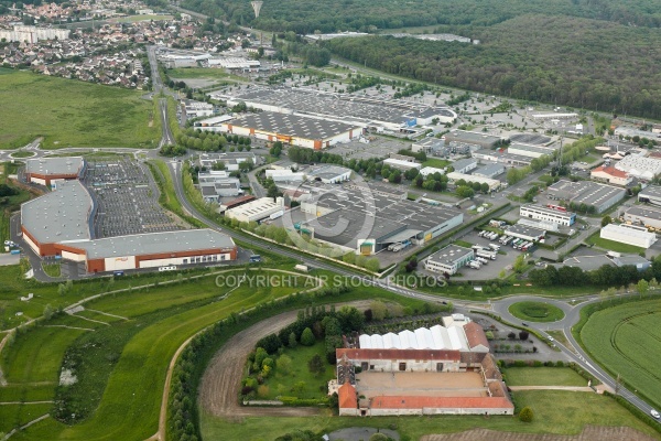 ZA de Rambouillet et Gazeran vue du ciel