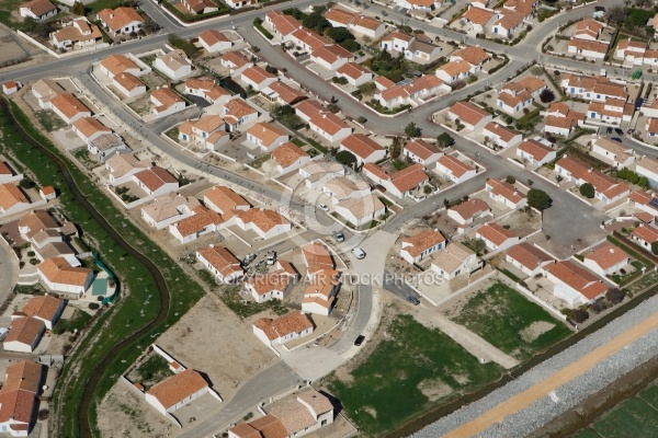 Zone sinistrée de la Faute-sur-Mer Arçais  , 2 mois aprés la t