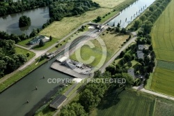 écluse de Kœnigsmacker, Moselle 57 écluse de Kœnigsmacker, Moselle 57